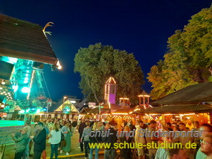Weinkerwe in Neustadt 2023 (Pfalz)