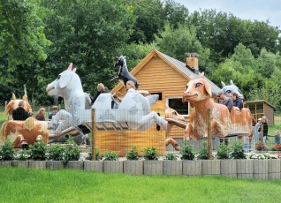 Ziegenhpfer  im Freizeitpark Lochmühle