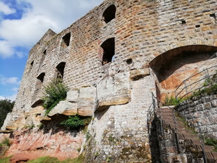 Die Burg Gräfenstein bei Merzalben (Südwestpfalz)