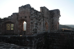 Die Burg Neudahn(Südwestpfalz)