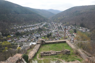 Die Burg(-ruine) Wolfsburg