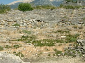 Tlos:  Überreste des Amphitheaters in Tlos