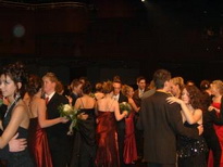 Bilder vom Abschlussball der Tanzschule Wienholt im Saalbau in Neustadt/Wstr. am 3.12.2005