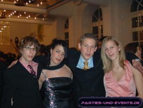 Bilder vom Abschlussball der Tanzschule Wienholt im Saalbau in Neustadt/Wstr. am 3.12.2005