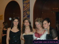 Bilder vom Abschlussball der Tanzschule Wienholt im Saalbau in Neustadt/Wstr. am 3.12.2005