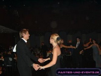Bilder vom Abschlussball der Tanzschule Wienholt im Saalbau in Neustadt/Wstr. am 3.12.2005