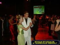 Bilder vom Abschlussball der Tanzschule Wienholt im Saalbau in Neustadt/Wstr. am 01. Juli 2006