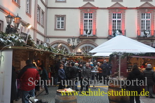 Weihnachtsmarkt in Neustadt (Pfalz)