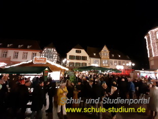 Weihnachtsmarkt in Neustadt (Pfalz)