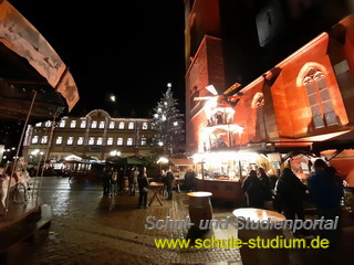 Weihnachtsmarkt in Neustadt (Pfalz)